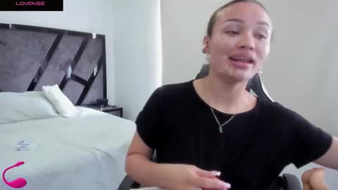 Annie and Stefan online show from 15, 11, 2025