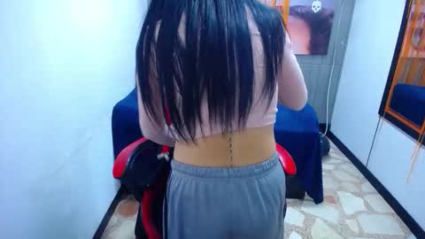 Anniee online show from 4, 11, 2025