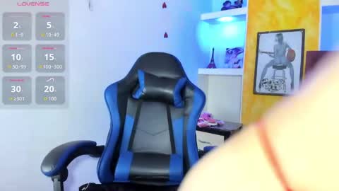 Snapshot of anniee_x chatting on 22, 5, 2026 Anniee online show from 22, 5, 2026