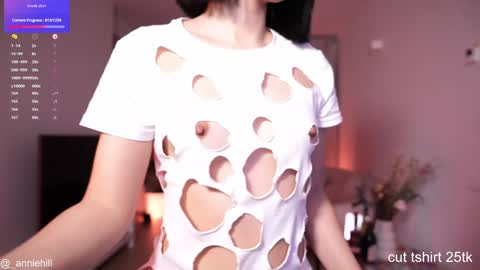 Snapshot of anniehillofficial_ chatting on 22, 1, 2025 anniehillofficial_ online show from 22, 1, 2025