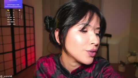 Snapshot of anniehillofficial_ chatting on 26, 4, 2026 anniehillofficial_ online show from 26, 4, 2026