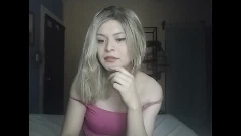 Snapshot of anniejarocha chatting on 2, 5, 2026 JarochaFem online show from 2, 5, 2026