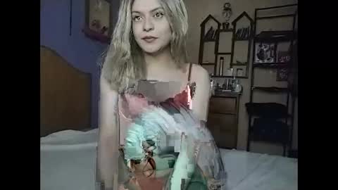 Snapshot of anniejarocha chatting on 3, 5, 2026 JarochaFem online show from 3, 5, 2026