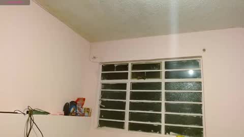 Annie Sparkle online show from 13, 11, 2025