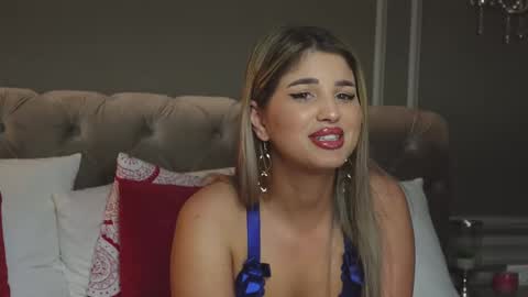 Snapshot of anniestyles chatting on 3, 3, 2025 AnnieStyles online show from 3, 3, 2025