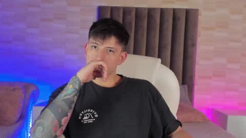 Snapshot of anniie_and_alex chatting on 31, 12, 2024 Annie Alex online show from 31, 12, 2024