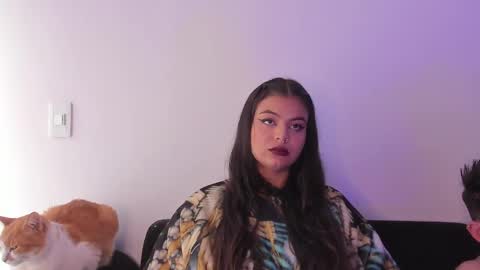 Snapshot of anniie_and_alex chatting on 8, 2, 2025 Annie Alex online show from 8, 2, 2025