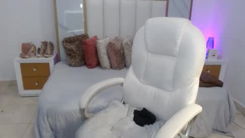 anna online show from 16, 12, 2025