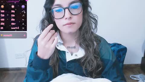 Gaby 3 online show from 3, 2, 2025