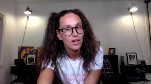 Ann online show from 17, 9, 2025