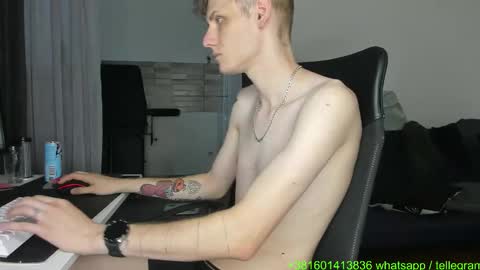 Snapshot of annonimsick chatting on 10, 9, 2025 online show from 10, 9, 2025