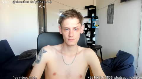 Snapshot of annonimsick chatting on 23, 9, 2025 online show from 23, 9, 2025