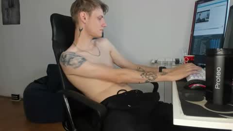 Snapshot of annonimsick chatting on 29, 9, 2025 online show from 29, 9, 2025