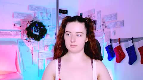 Snapshot of annterry chatting on 22, 12, 2025 Ann Terry 3 online show from 22, 12, 2025