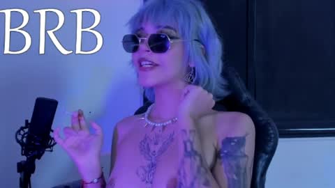 Anny online show from 7, 4, 2026