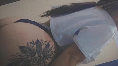 Snapshot of anny_louis chatting on 19, 2, 2025 ANNY LOUIS online show from 19, 2, 2025