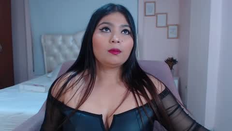 Snapshot of anny_louis chatting on 23, 2, 2025 ANNY LOUIS online show from 23, 2, 2025