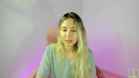 Issabela online show from 7, 11, 2025