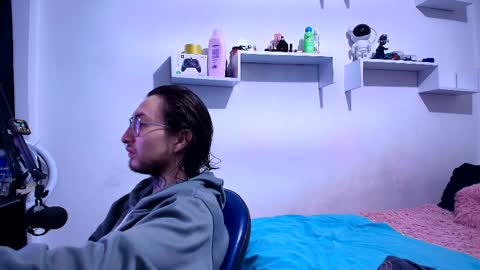 Snapshot of annyharris chatting on 28, 3, 2026 anny harris online show from 28, 3, 2026