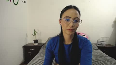 Snapshot of annyroberts_89 chatting on 30, 1, 2025 Anny online show from 30, 1, 2025