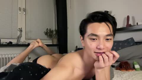 asiantwinkboy online show from 21, 12, 2024