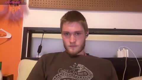 Snapshot of anomalies_ig chatting on 27, 12, 2024 anomalies_ig online show from 27, 12, 2024