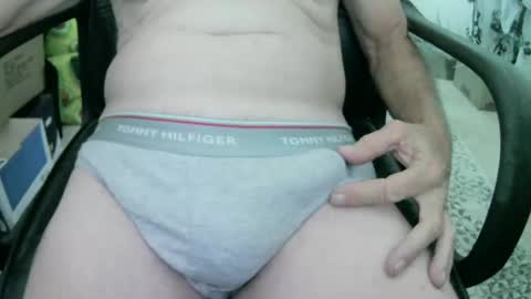 Snapshot of anon4now64 chatting on 5, 2, 2025 ANON4NOW64 online show from 5, 2, 2025