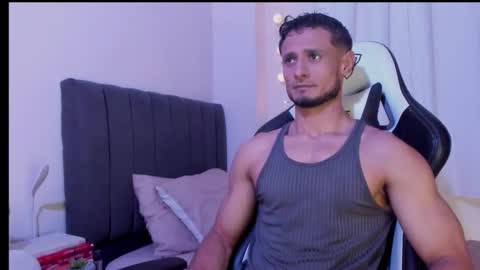 Adonys Creeb online show from 16, 9, 2025