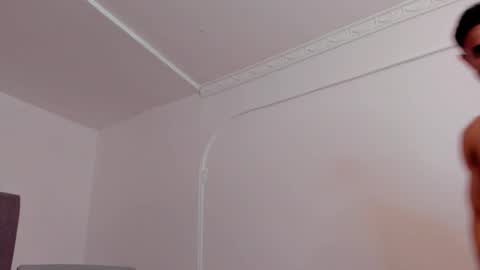 Adonys Creeb online show from 5, 12, 2025