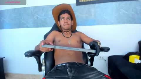 Snapshot of anthonyy_miller1 chatting on 15, 6, 2026 anthony online show from 15, 6, 2026