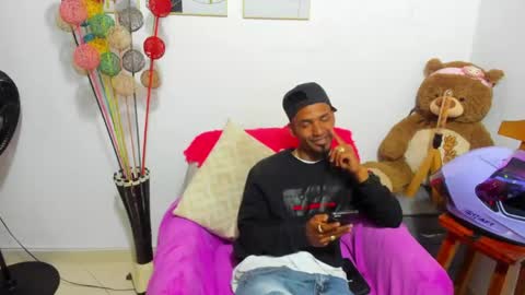 Snapshot of anthoy_wayans chatting on 27, 4, 2026 online show from 27, 4, 2026