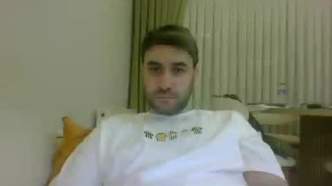 Snapshot of antilogos28 chatting on 15, 6, 2026 antilogos28 online show from 15, 6, 2026