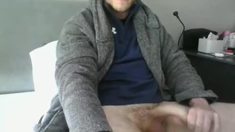 Snapshot of antman37332 chatting on 26, 4, 2026 antman37332 online show from 26, 4, 2026
