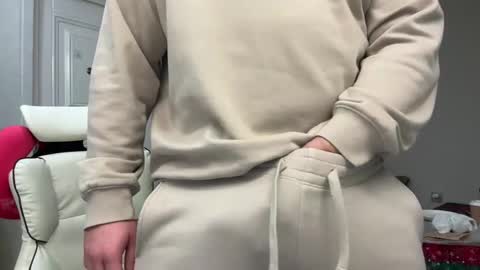 Snapshot of anton_smotri chatting on 10, 1, 2025 anton_smotri online show from 10, 1, 2025