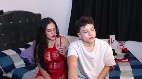 Snapshot of antonella_cruz02 chatting on 1, 4, 2026 anto ford02 online show from 1, 4, 2026