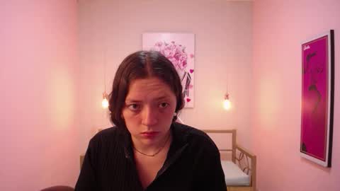 antonella_delgado online show from 25, 2, 2026