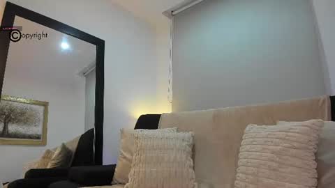 Snapshot of antonella_dom chatting on 3, 7, 2026 Antonella14Dominic online show from 3, 7, 2026