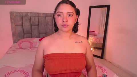 Antonella online show from 13, 11, 2025