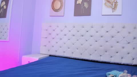 Snapshot of antonella_hotkiss chatting on 18, 1, 2025 Antonella online show from 18, 1, 2025