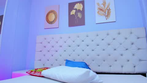Snapshot of antonella_hotkiss chatting on 28, 1, 2025 Antonella online show from 28, 1, 2025