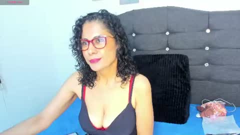 antonella_rizzo01 online show from 14, 6, 2026