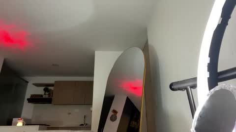 Snapshot of antonella_silva chatting on 25, 11, 2025 Anto online show from 25, 11, 2025