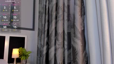  Antonellaa  online show from 18, 12, 2024