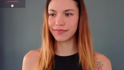 Snapshot of antonellarossii_ chatting on 3, 12, 2025 Antonella online show from 3, 12, 2025