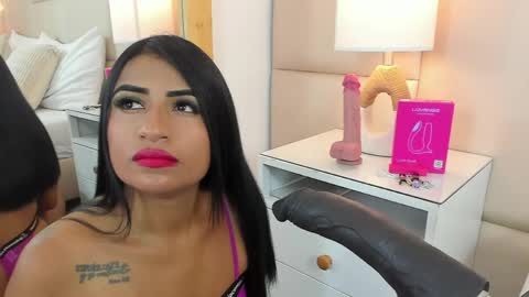 Snapshot of antoniaross chatting on 11, 4, 2026 Antonia online show from 11, 4, 2026