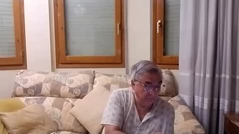 Antonio online show from 7, 10, 2025