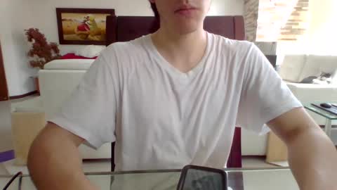 Snapshot of antonio_ricci chatting on 6, 2, 2025 antonio_ricci online show from 6, 2, 2025