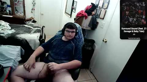 Snapshot of antonnastyfreak chatting on 3, 11, 2025 antonnastyfreak online show from 3, 11, 2025