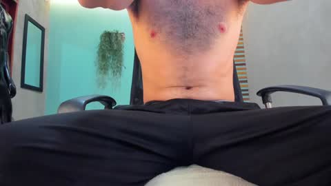 Snapshot of antony_bigdick_ chatting on 24, 12, 2024 Juan Camilo online show from 24, 12, 2024