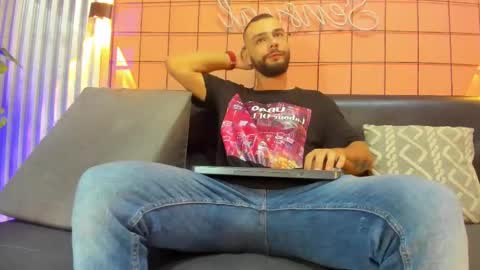 Snapshot of antony_bigdick_ chatting on 16, 2, 2025 Juan Camilo online show from 16, 2, 2025
